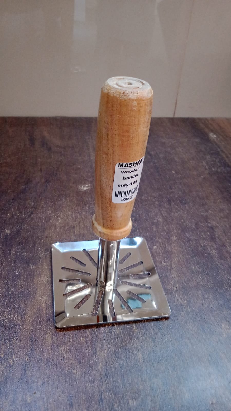 Kitchen Tools Wooden Handle Square Stainless Steel Potato Masher (1 Pc) - Image 7